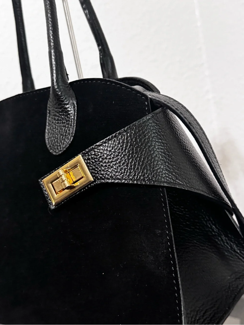 Divina Firenze sleek black